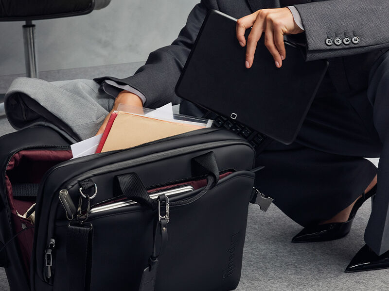 RECRUITER N°3: IL NOMADE CREATIVO & L'EQUIPAGGIO DI VOLO